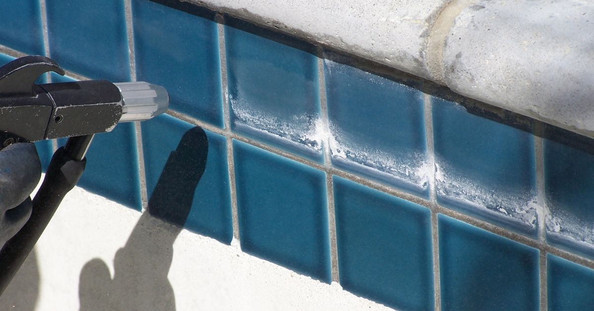 pool cleaning tile cleaning